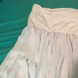 White maternity dress ( photo shoot )
